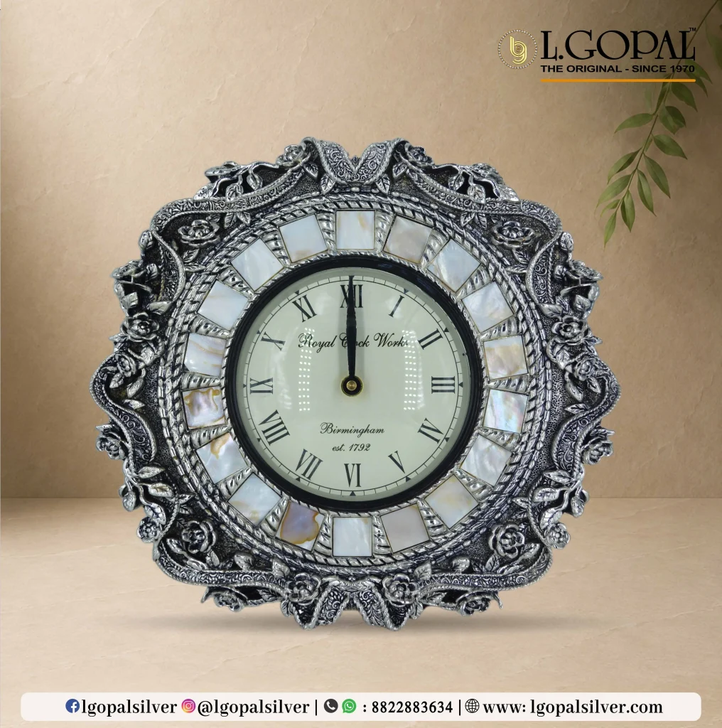 WALL CLOCK